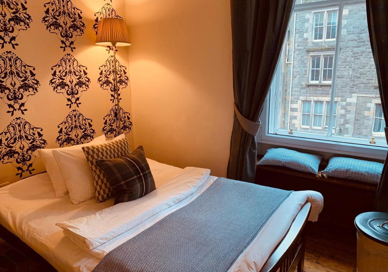 The Royal Mile Residence By Reserve Apartments Edinburg Exteriör bild